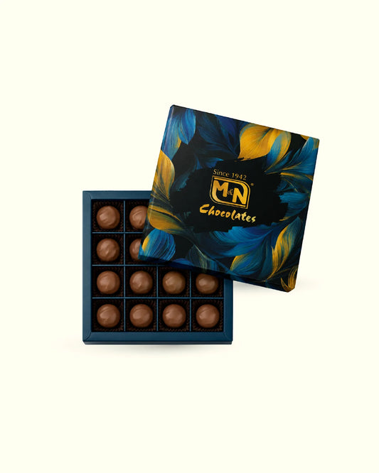 16 Cavity Assorted Nuts Chocolate